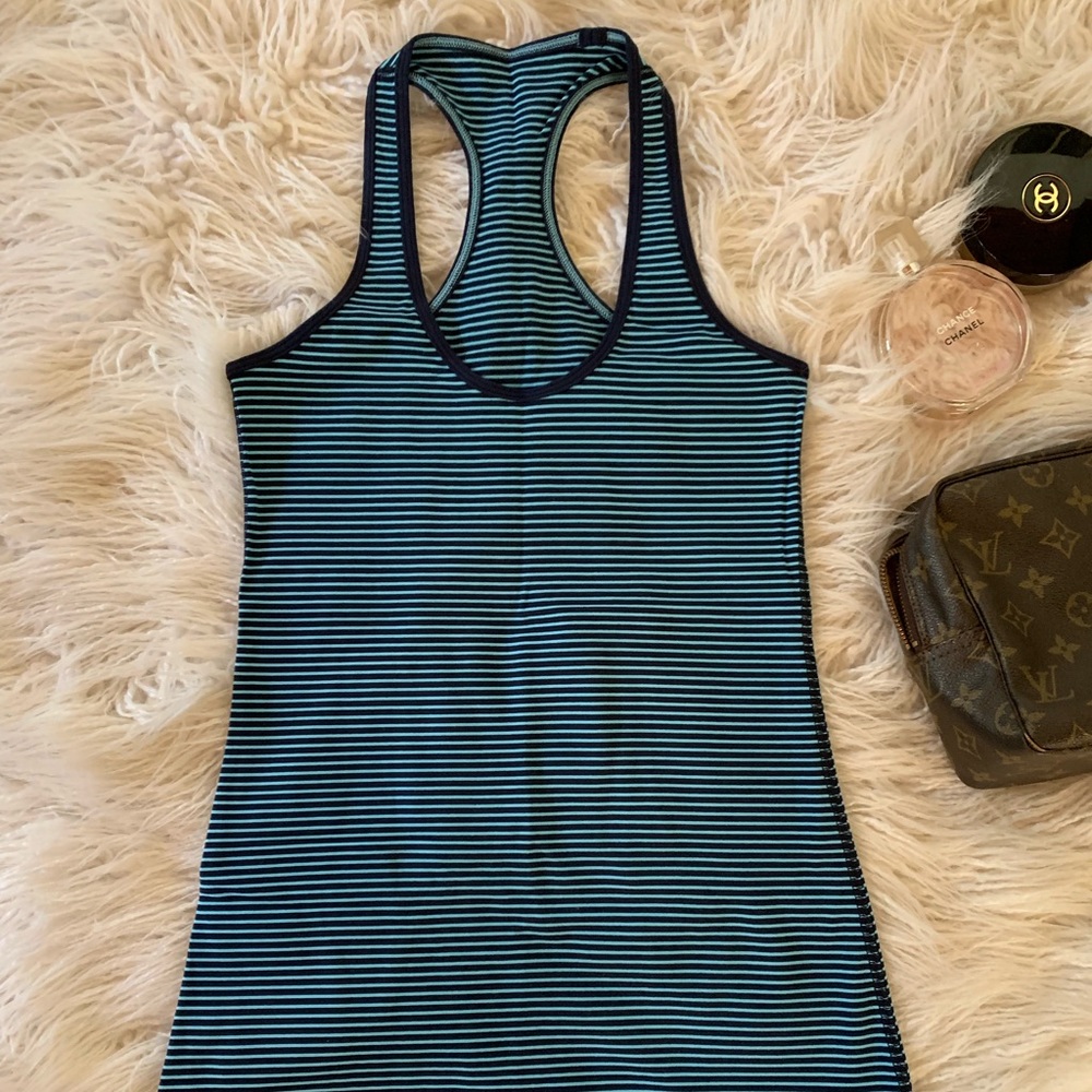 Lululemon Cool Racerback size 6